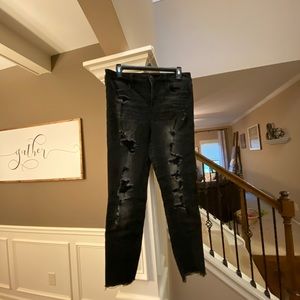 AEO Black High Rise Jegging